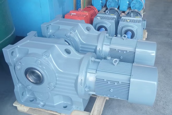 9.26 K97減速機(jī).jpg